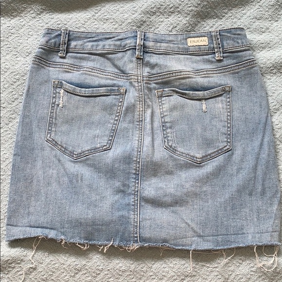 Light wash Denim Skirt - Picture 2 of 2